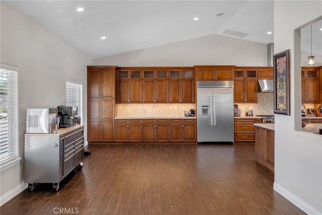 6910 Oak Vista Lane, Oak Hills, CA 92344