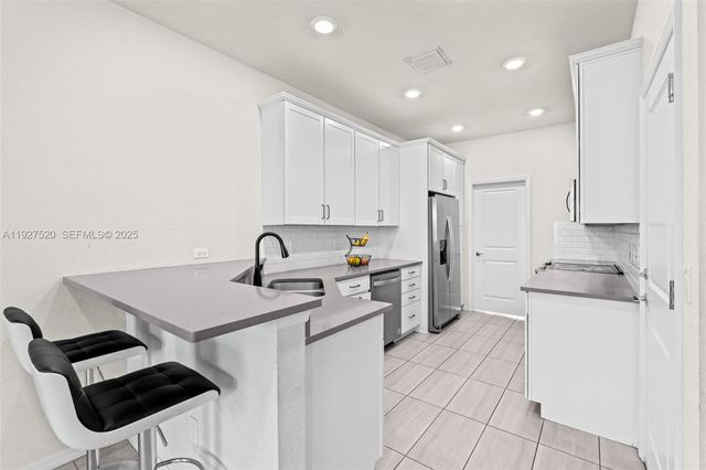 1190 Eucalyptus Dr 5, Hollywood, FL 33021