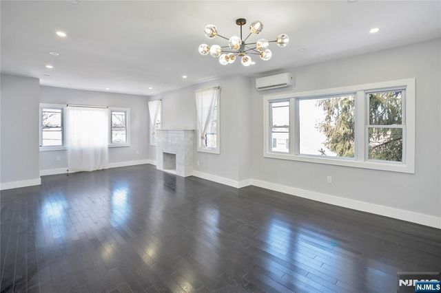 561 Grand Avenue, Leonia, NJ 07605