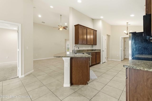 577 Trymore Drive SE, Palm Bay, FL 32909