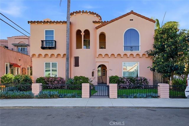 224 Covina, Long Beach, CA 90803