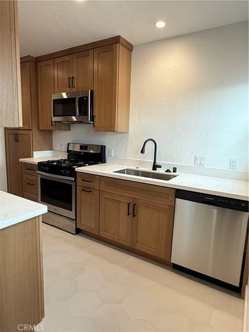 224 Covina, Long Beach, CA 90803