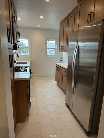 224 Covina, Long Beach, CA 90803