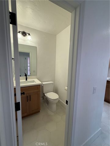 224 Covina, Long Beach, CA 90803