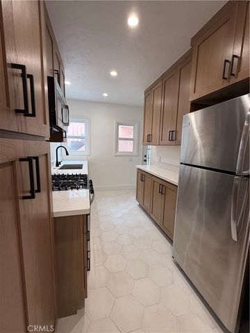 224 Covina, Long Beach, CA 90803