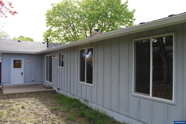 6259 Chapman Pl SE, Albany, OR 97321