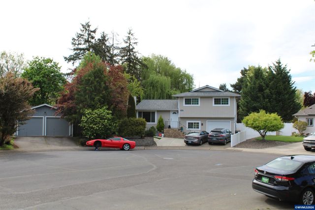 6259 Chapman Pl SE, Albany, OR 97321