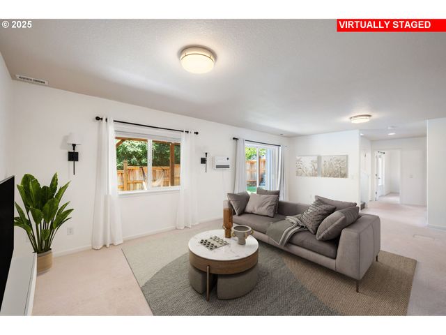 3296 NOMIE Way, West Linn, OR 97068