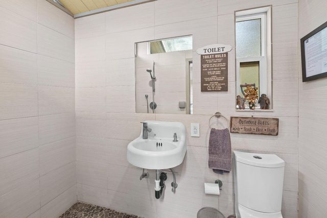 10820 Water St, Amador City, CA 95601