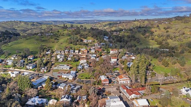 10820 Water St, Amador City, CA 95601