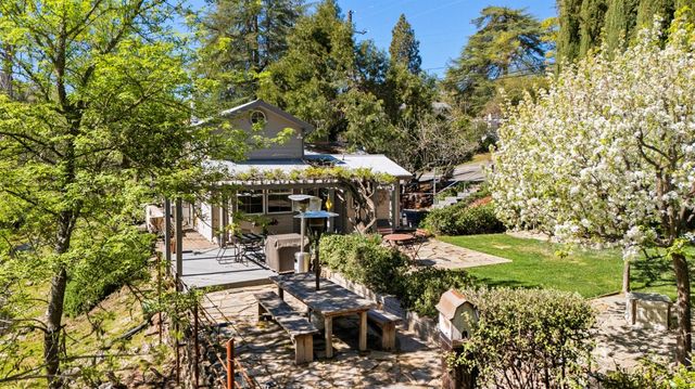 10820 Water St, Amador City, CA 95601