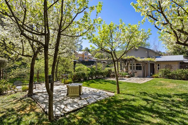 10820 Water St, Amador City, CA 95601