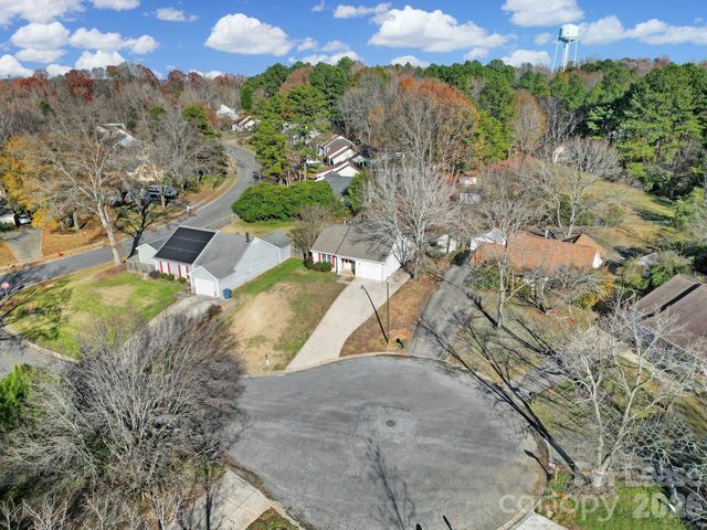 13811 Dansington Court, Pineville, NC 28134