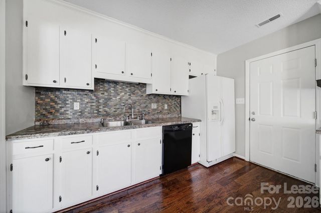 13811 Dansington Court, Pineville, NC 28134