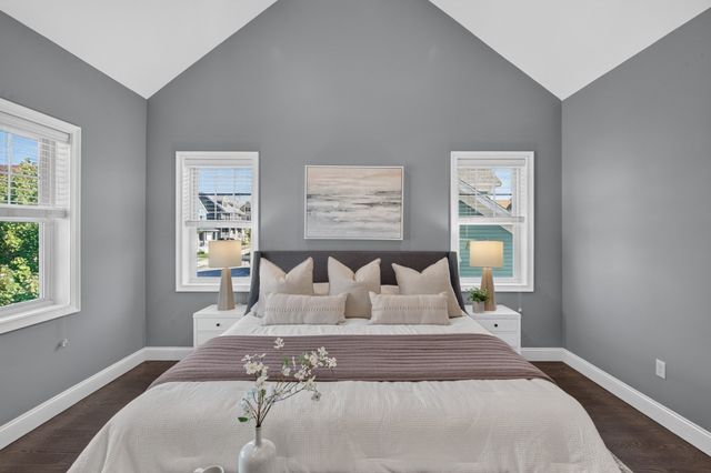 34 Senator Bolling Cir, Boston, MA 02124