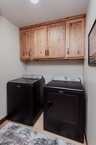 3321 Maple Leaf Loop S, Fargo, ND 58104