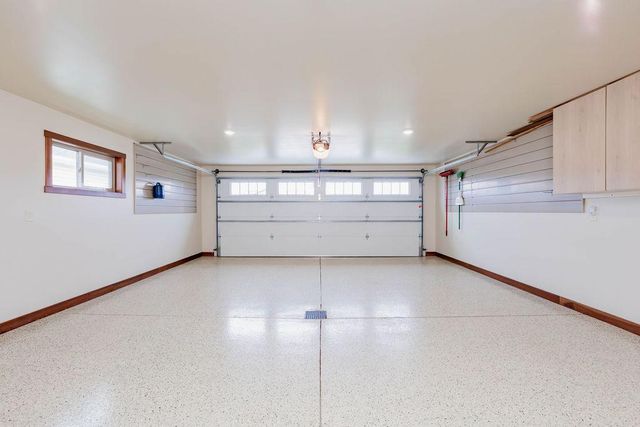 3321 Maple Leaf Loop S, Fargo, ND 58104