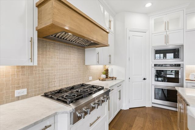 7412 Black Bear Lane, Argyle, TX 76226