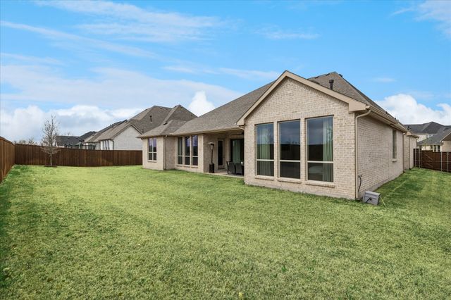 7412 Black Bear Lane, Argyle, TX 76226
