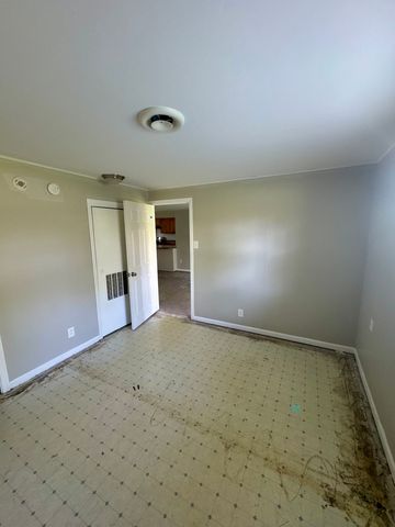 201 W 10TH Street, Chicago Heights, IL 60411