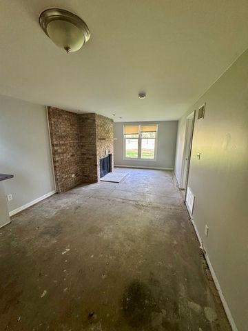 201 W 10TH Street, Chicago Heights, IL 60411