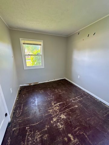 201 W 10TH Street, Chicago Heights, IL 60411