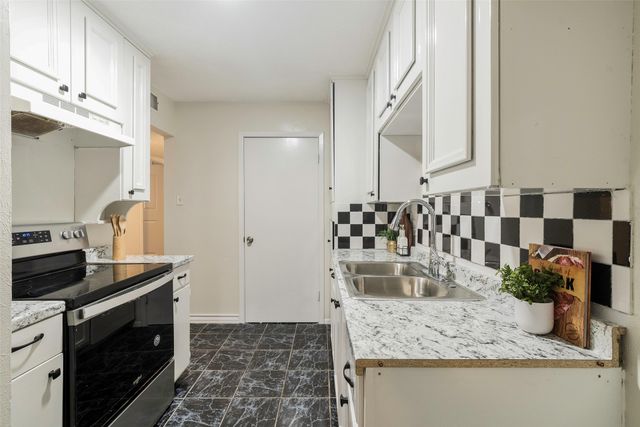 3406 Schwartz Avenue, Fort Worth, TX 76106
