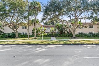 715 20th Street 202, Vero Beach, FL 32960