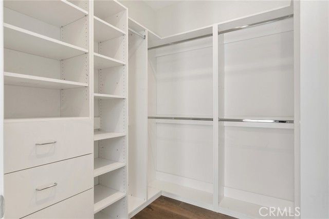 3715 San Marino Street 105, Los Angeles, CA 90019