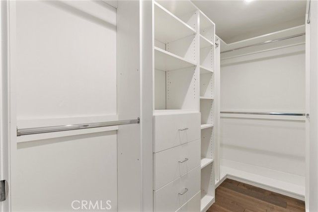 3715 San Marino Street 105, Los Angeles, CA 90019