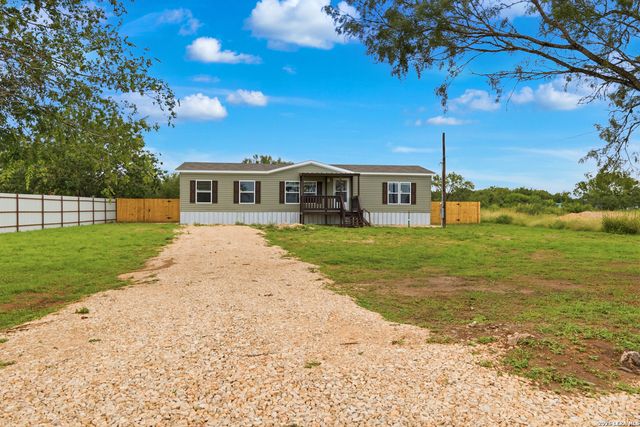 11859 Jarratt Rd, Atascosa, TX 78002