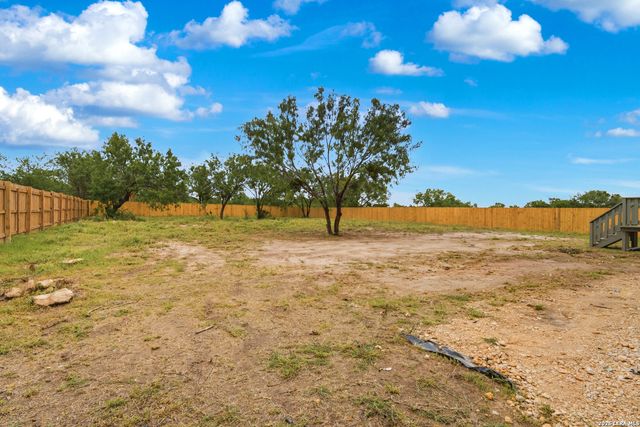 11859 Jarratt Rd, Atascosa, TX 78002