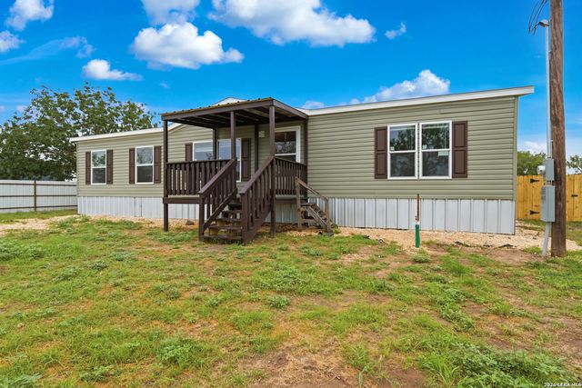 11859 Jarratt Rd, Atascosa, TX 78002