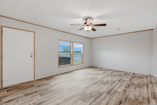 11859 Jarratt Rd, Atascosa, TX 78002