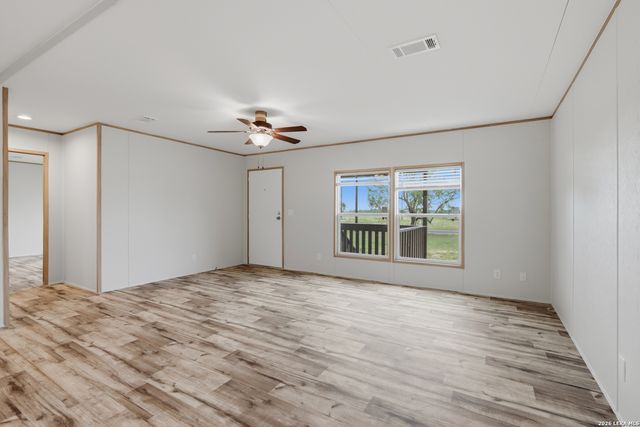 11859 Jarratt Rd, Atascosa, TX 78002