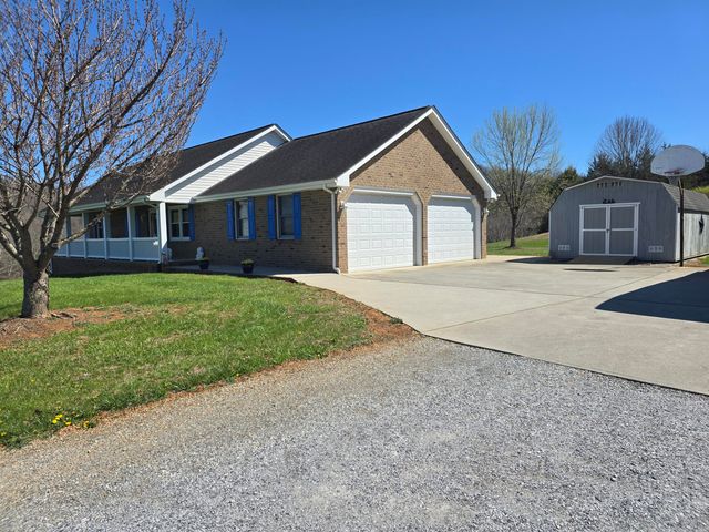 12106 Lee, Buchanan, VA 24066