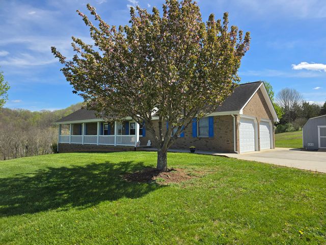 12106 Lee, Buchanan, VA 24066