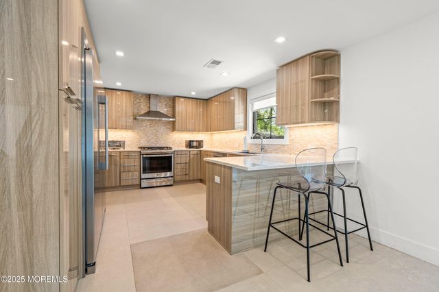 325 Oakley Avenue, Elberon, NJ 07740