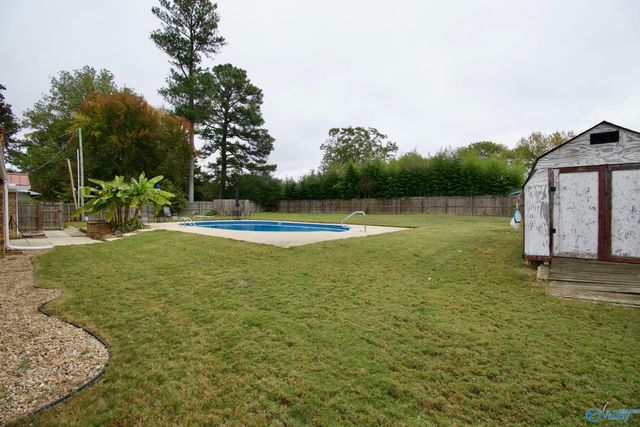 16190 East Glenn Valley, Athens, AL 35611