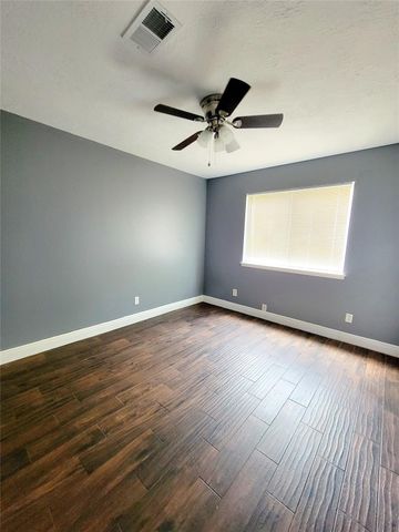 4170 Amir Street, Houston, TX 77072