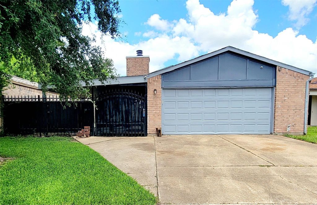 4170 Amir Street, Houston, TX 77072