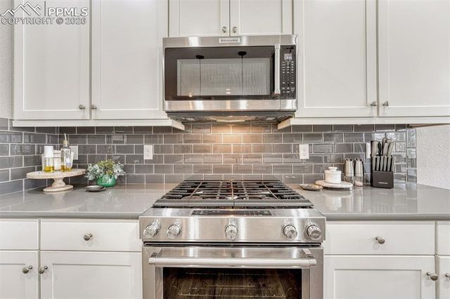 6851 Mustang Rim Drive, Colorado Springs, CO 80923