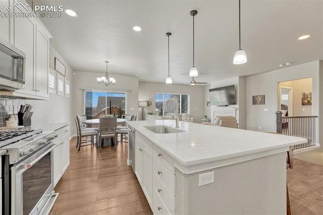 6851 Mustang Rim Drive, Colorado Springs, CO 80923