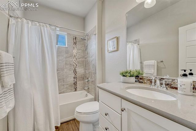 6851 Mustang Rim Drive, Colorado Springs, CO 80923