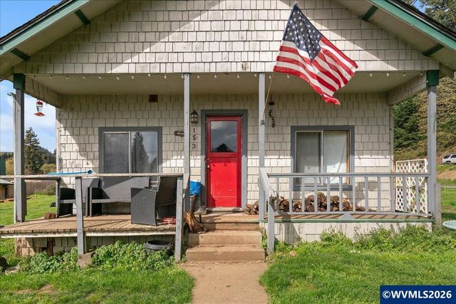 153 3rd St, Falls City, OR 97344