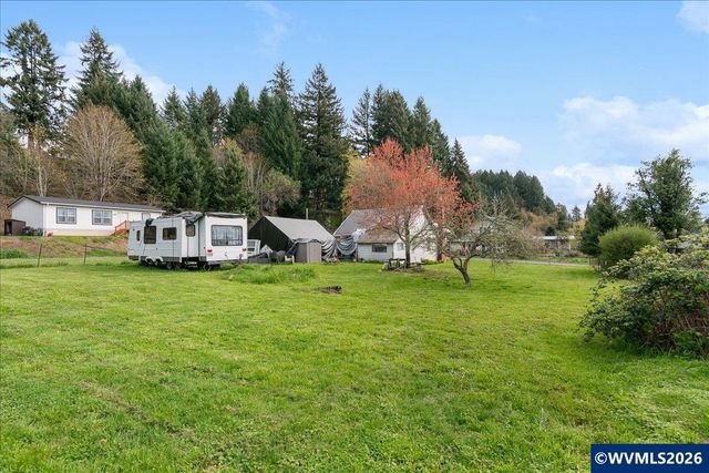 153 3rd St, Falls City, OR 97344