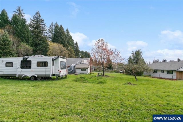 153 3rd St, Falls City, OR 97344