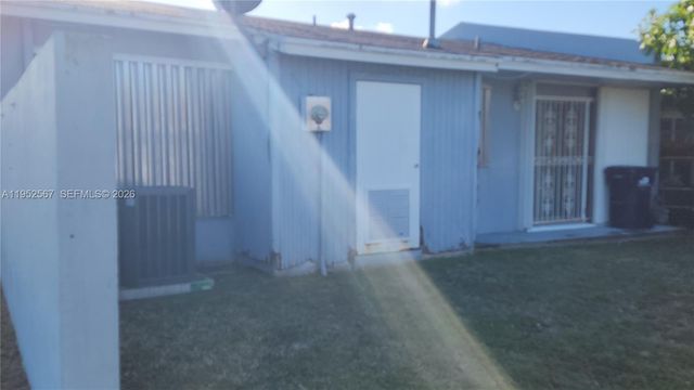 11405 SW 148th Ter, Miami, FL 33176