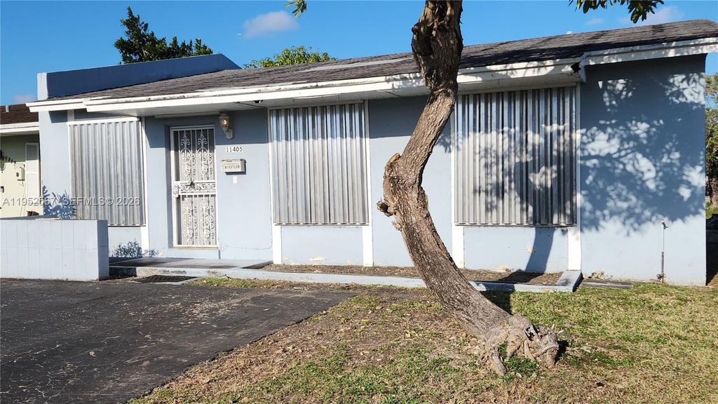 11405 SW 148th Ter, Miami, FL 33176