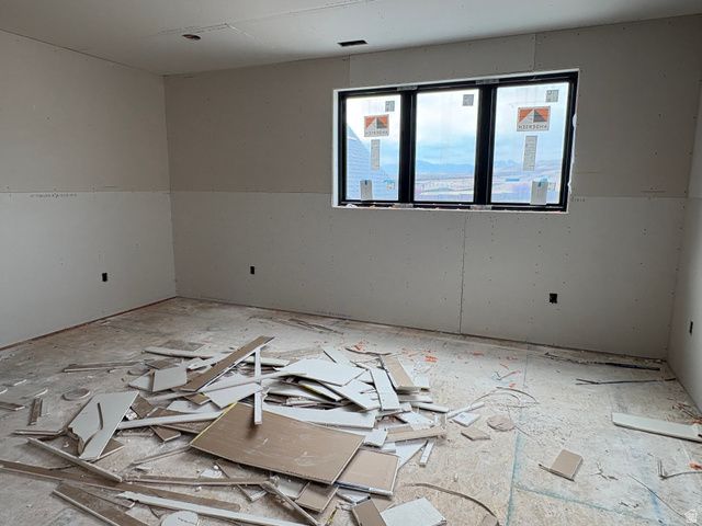 11850 N BURNING OAKS DR, Highland, UT 84003